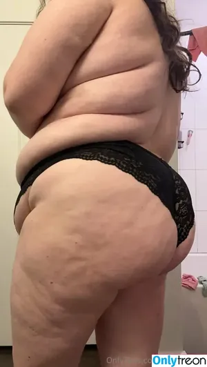 thick_girl_k / thick_girls_central фото голая #0001