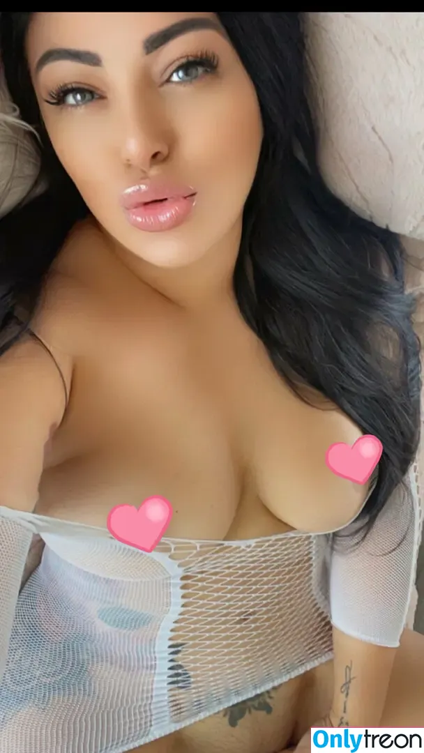 thickbaddie_jenna nude photo #0260 (thickbaddieee__)
