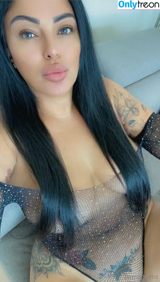 thickbaddie_jenna nude photo #0398 (thickbaddieee__)