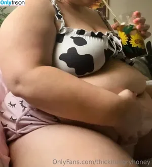 thickhungryhoney / bigchubbygirlslover фото голая #0521