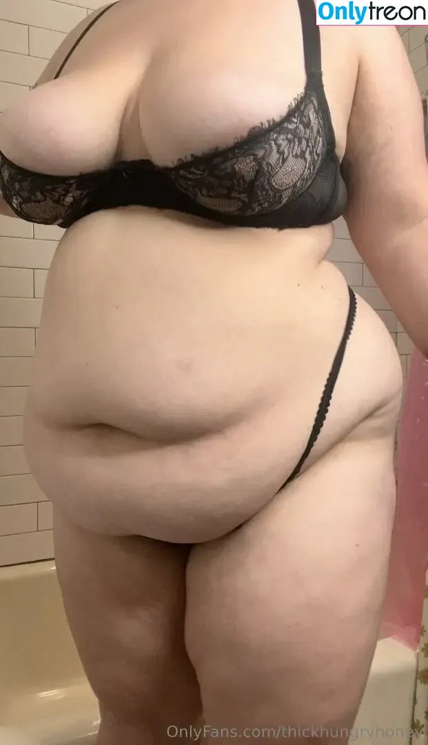 thickhungryhoney nude photo #0588 (bigchubbygirlslover)