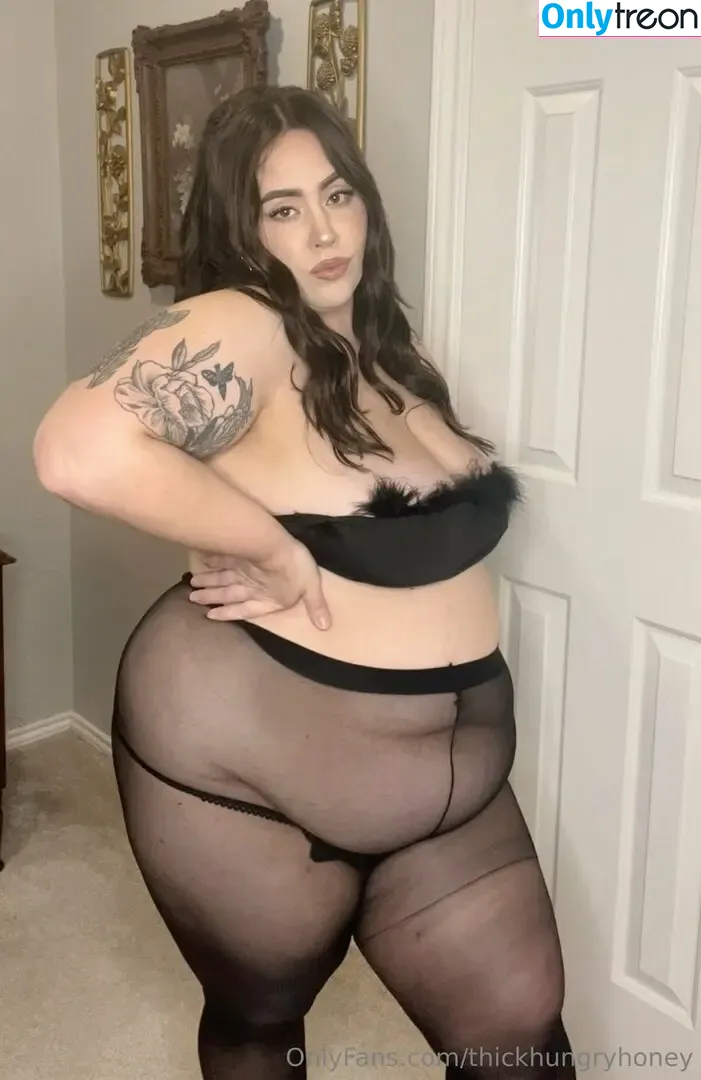 thickhungryhoney nude photo #0630 (bigchubbygirlslover)