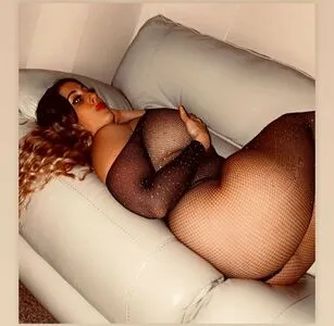 Thickitalianmami / diamondntheruff103 / italianuniqueen фото голая #0066