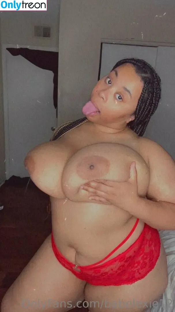 ThickRed nude photo #0042 (Babelexie12 / thickred952)