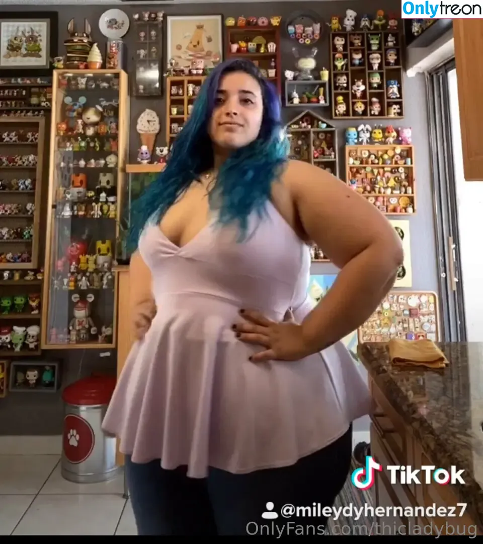 thicladybug nude photo #0083 (thiccladybug)