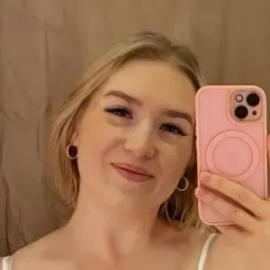 thinkrosy / Sarah / itssarahhoskins nude photo #0002