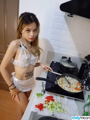Thinyone / iamkiyone nude photo #0005