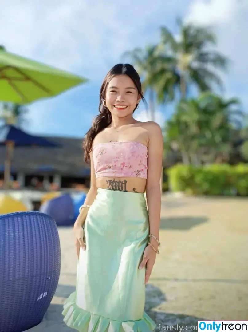 Thinyone nude photo #0035 (iamkiyone)