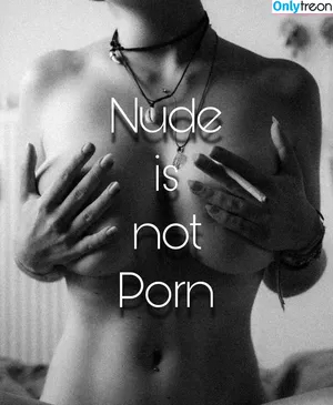  nude photo #0002