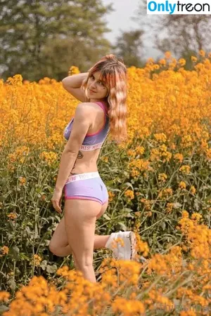Thisislina / benzundbella фото голая #0258