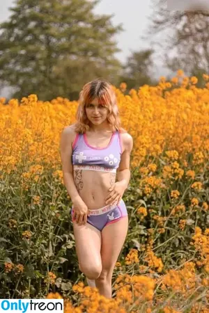 Thisislina / benzundbella фото голая #0260