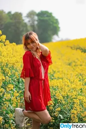Thisislina / benzundbella фото голая #0278