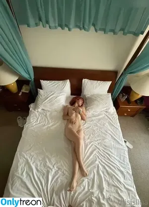 Thisislina / benzundbella фото голая #0471