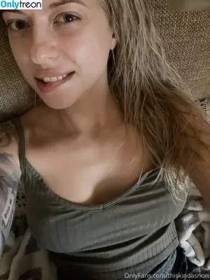 thiskindasnow / missboogey / this.kinda.snow nude photo #0072