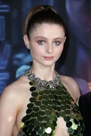 Thomasin Mckenzie / mackzjoness / thomasin.mckenzie фото голая #0015