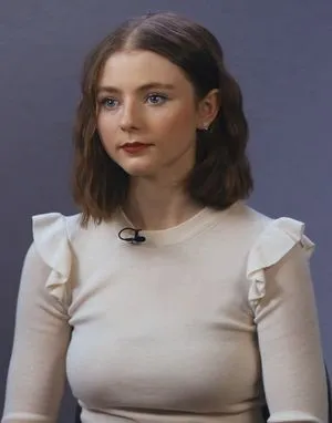 Thomasin Mckenzie / mackzjoness / thomasin.mckenzie фото голая #0026