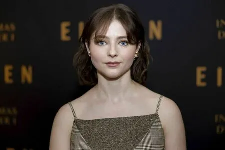 Thomasin Mckenzie / mackzjoness / thomasin.mckenzie nude photo #0122