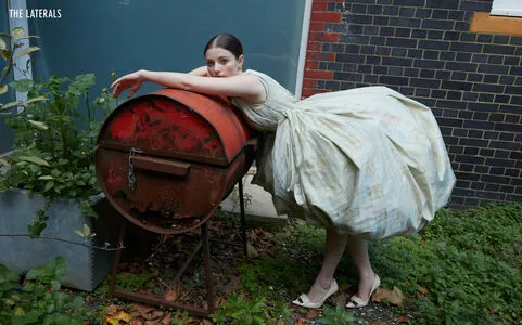 Thomasin Mckenzie / mackzjoness / thomasin.mckenzie фото голая #0250