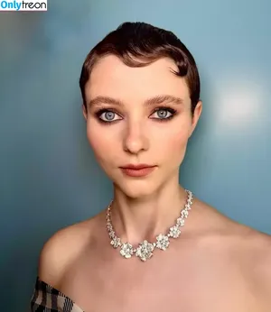 Thomasin Mckenzie / thomasin.mckenzie nude photo #0348