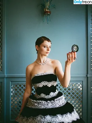 Thomasin Mckenzie / thomasin.mckenzie nude photo #0350
