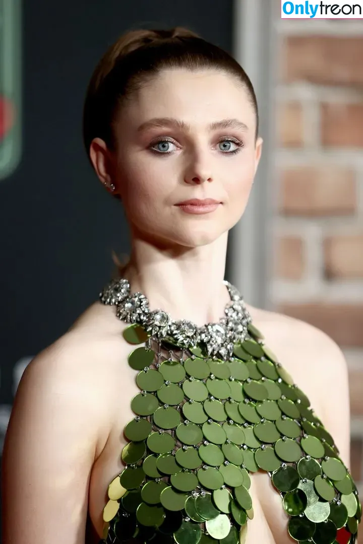 Thomasin Mckenzie nude photo #0031 (mackzjoness / thomasin.mckenzie)