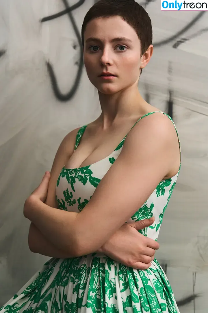 Thomasin Mckenzie nude photo #0322 (thomasin.mckenzie)