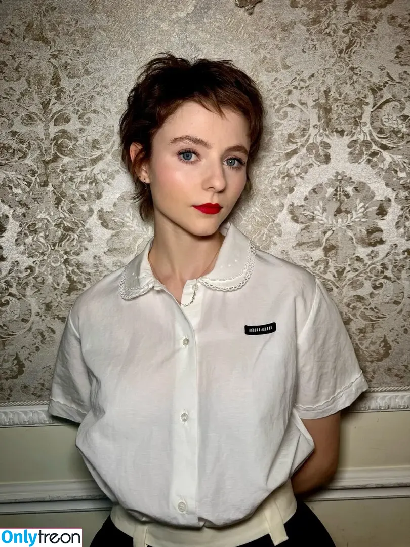 Thomasin Mckenzie nude photo #0335 (thomasin.mckenzie)