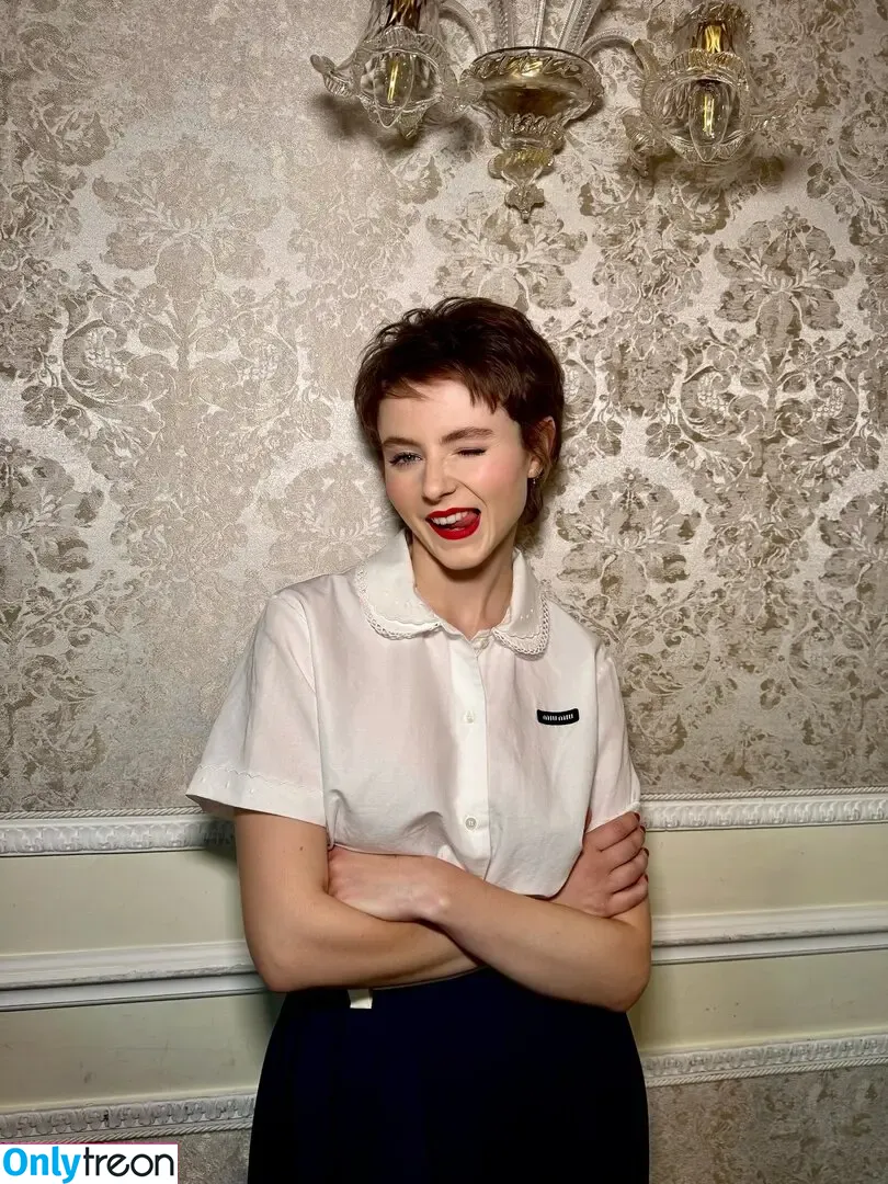 Thomasin Mckenzie nude photo #0336 (thomasin.mckenzie)