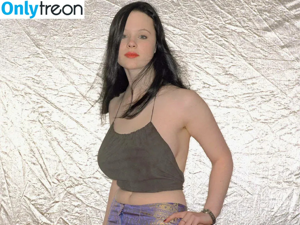 Thora Birch голая photo #0001 (1107miss / thorabirch)