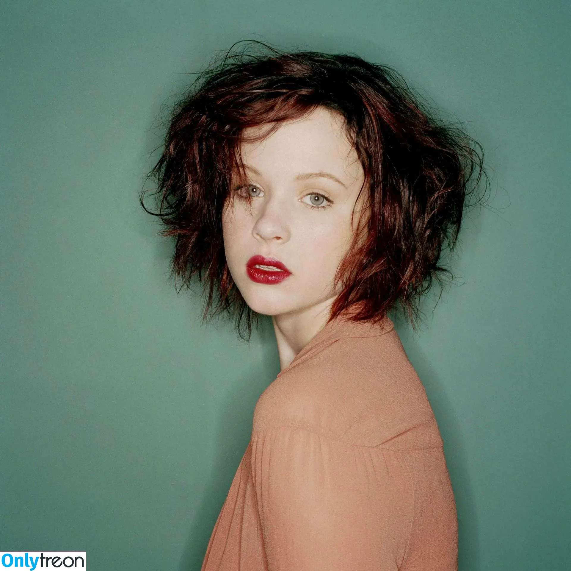 Thora Birch голая photo #0004 (1107miss / thorabirch)