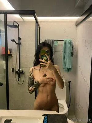 Thotoro / bbraexo nude photo #0057