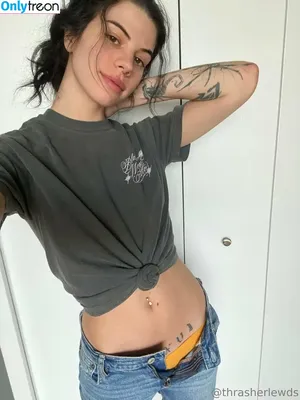 thrasherlewds / aalexisthrasher nude photo #0078