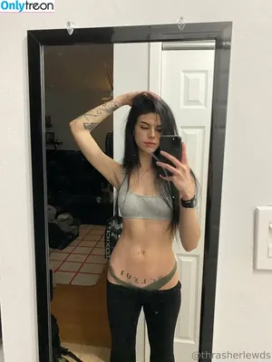 thrasherlewds / aalexisthrasher nude photo #0097