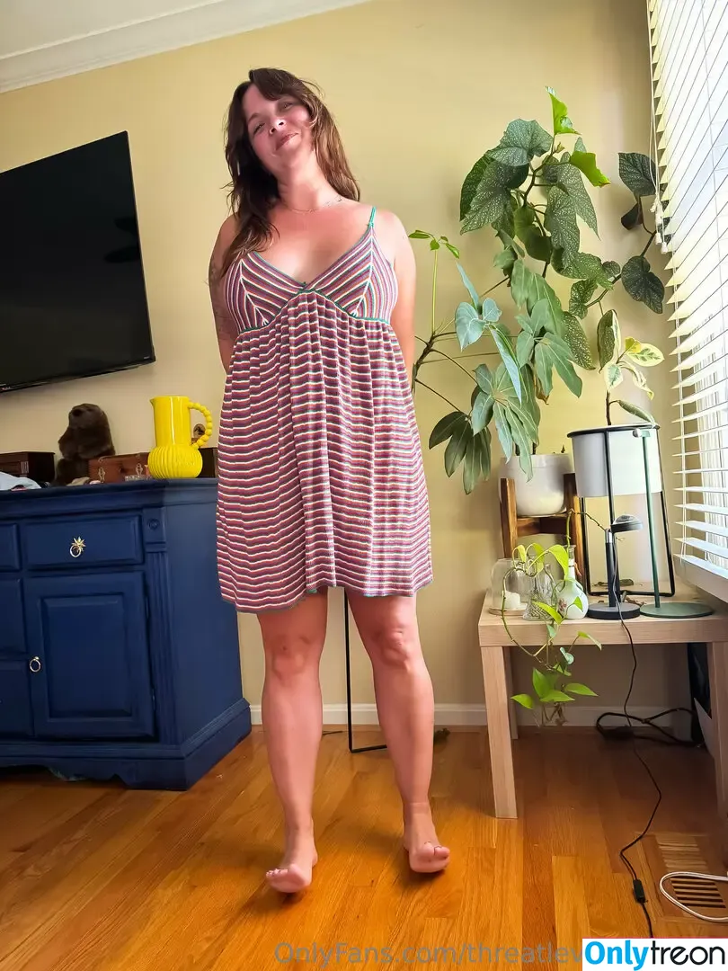 Threatlevelmiddnite nude photo #0144 (tlmidnightband)