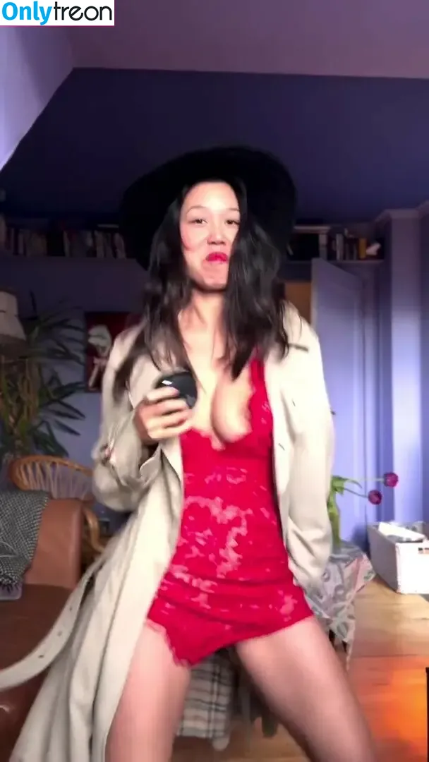 Thulivision nude photo #0008 (Thu Torstensson)