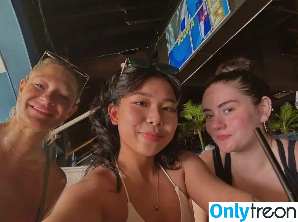 Thutooturnt голая photo #0012 (Thu Le)