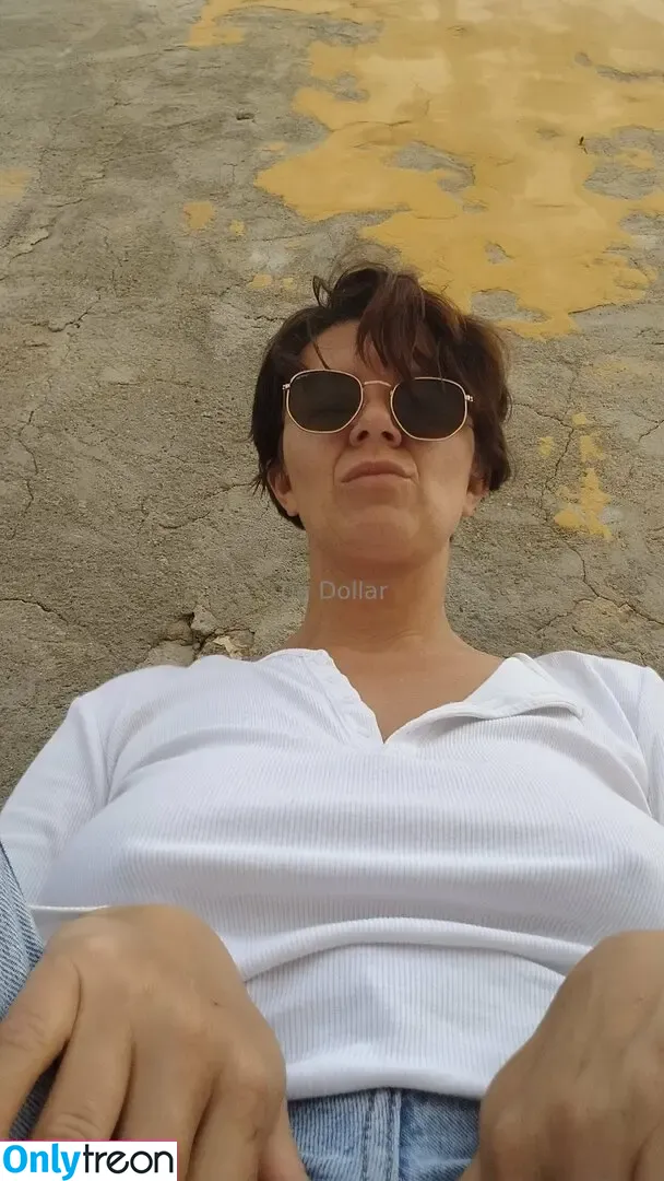 tiadollar nude photo #0021 (tiadollar)