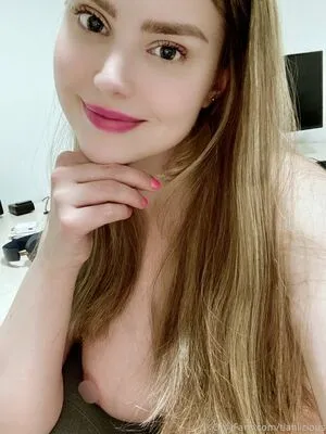Tiahlicious / Tiah Foxxx / tiahliciousx фото голая #0040