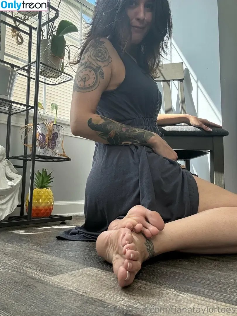 tianataylortoes nude photo #0082 (tianataylorto)