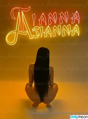 tiannaasianna nude photo #0001