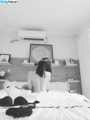 tianxiaomie520 / Miss爱菲儿 / 甜小乜 nude photo #0158