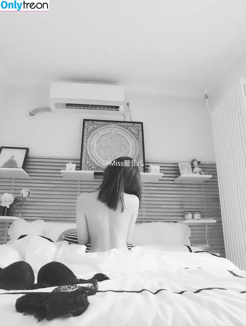 tianxiaomie520 nude photo #0158 (Miss爱菲儿 / 甜小乜)