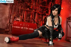 Tifa Cosplay / lunafreyaffxv / tifalockhartdoll фото голая #0021