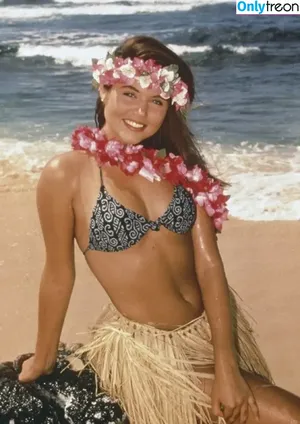 Tiffani Thiessen / tiffanithiessen nude photo #0292