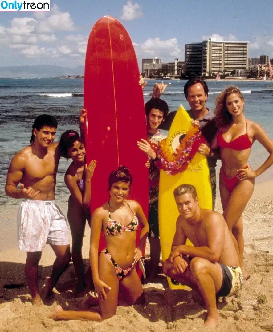 Tiffani Thiessen голая photo #0297 (tiffanithiessen)