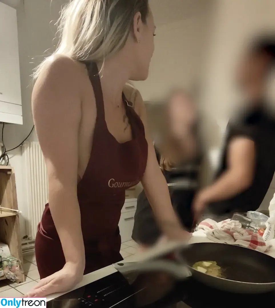 Tiffany Leiddi nude photo #0037 (tifanyleidi / tiffanyleiddi / tiffanyleiddiX)