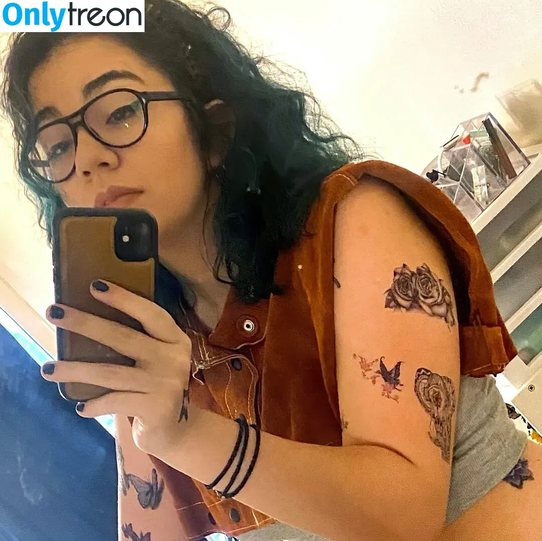 Tiffany Lockheart nude photo #0069 (Tiffanymaycry / tiffanylockheart)