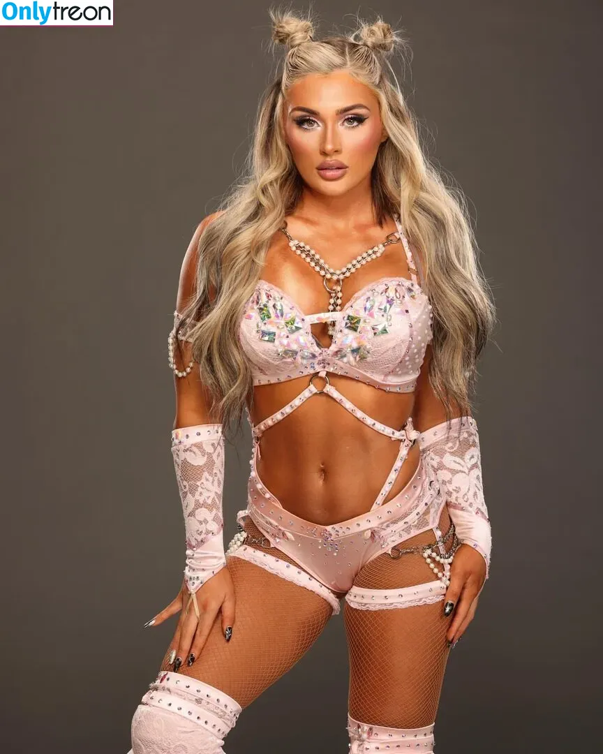 Tiffany Stratton голая photo #0473 (tiffanywwe)