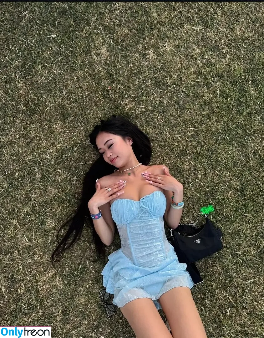 tiffanyxhoang nude photo #0064 (itstiffanysworld)