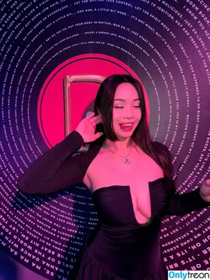 _tiffles / anyuser / tiffanynhoe / tiktok / twitch фото голая #0175